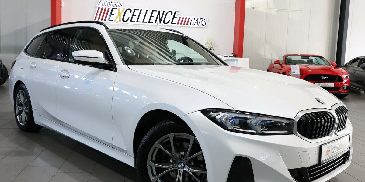 BMW 318d Touring SPORT WHITE & BROWN / CURVED+HUD 114.000 km 25.993 &euro; Hamm 59077