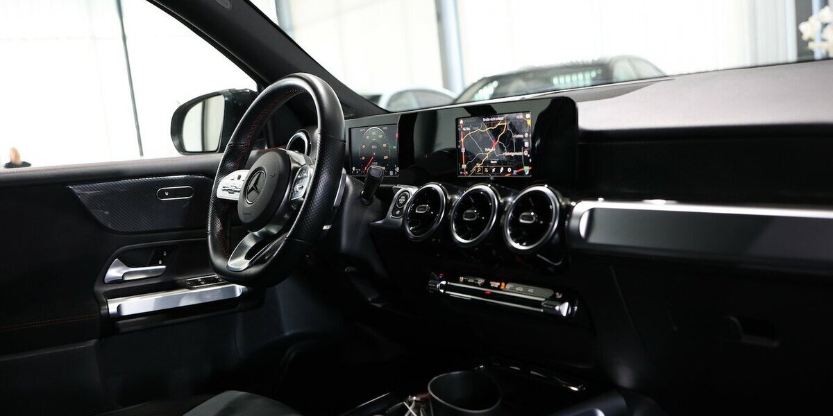 Mercedes-Benz GLB 200 d AMG-LINE SPORT NIGHT PERFORMANCE / TOP 113.000 km 29.444 &euro; Hamm 59077