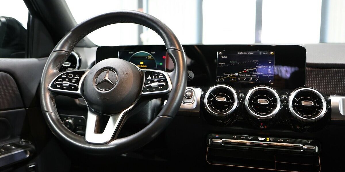 Mercedes-Benz GLB 200 d PROGRESSIVE SPORT / PANORAMA, MATRIX 144.000 km 27.991 &euro; Hamm 59077