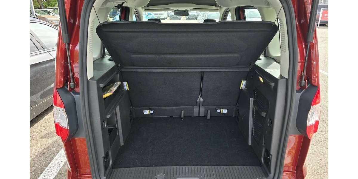 Ford Tourneo Courier 1.5 TDCI/NAVI/KAMERA/1.HAND 90.365 km 10.900 &euro; Villingen-Schwenningen 78054