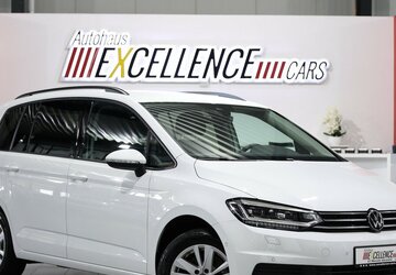 VW Touran 2.0 TDI DSG IQ Comfortline / 7-SITZE, LED 66.000 km 27.111 &euro; Hamm 59077
