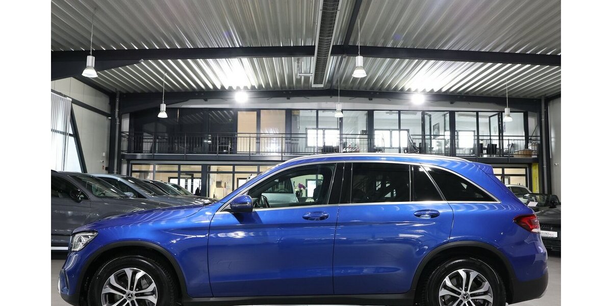 Mercedes-Benz GLC 300 d 4M BUSINESS SPORT PANORAMA, WIDESCREEN 150.000 km 30.333 &euro; Hamm 59077