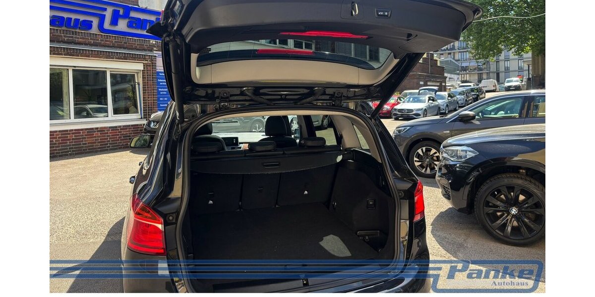 BMW 218 Gran Tourer 218 d Luxury Line 8G*Pano*HUD*NV 132.293 km 11.990 &euro; Berlin 13187