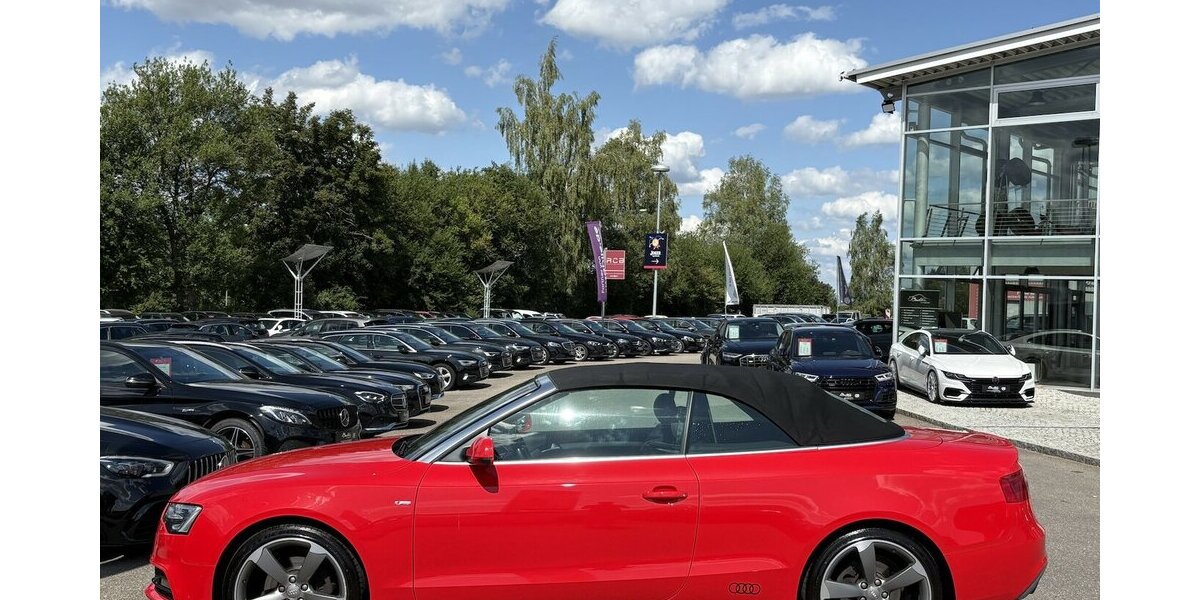 Audi A5 2.0 TDI Cabriolet S-Line XENON/NAVI/1.HAND 121.753 km 17.800 &euro; Villingen-Schwenningen 78054