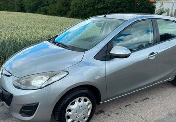 Mazda 2 142.000 km 2.600 &euro; Steinberg am See 92449