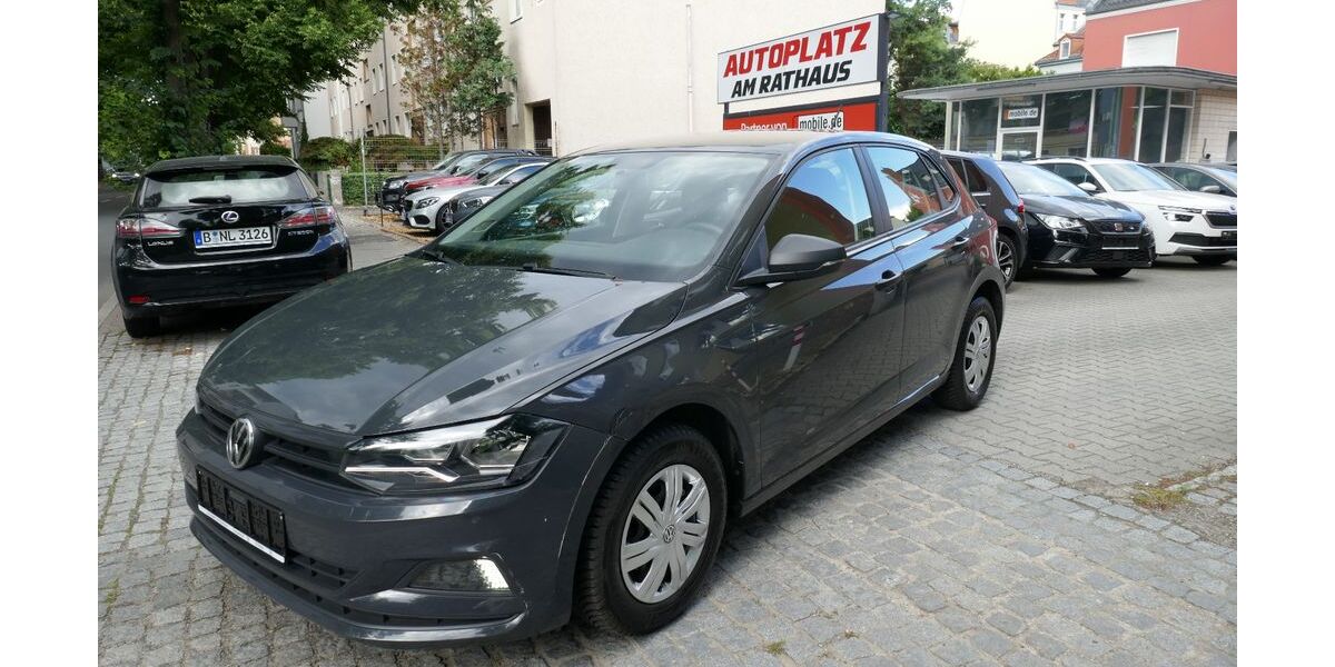 VW Polo 64.380 km 8.950 &euro; Berlin-Tempelhof 12105