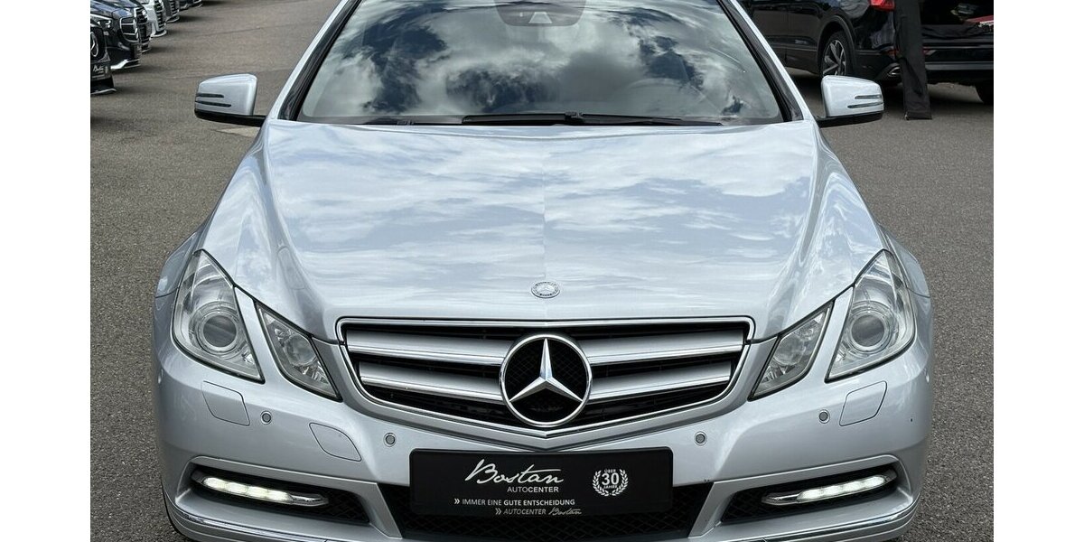 Mercedes-Benz E 350 CDI Cabrio BlueEfficiency NAVI/NACKENHZ 151.676 km 14.900 &euro; Villingen-Schwenningen 78054
