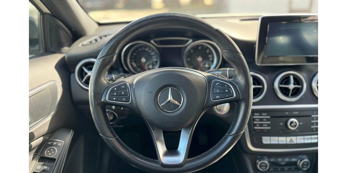 Mercedes-Benz A 220 CDI / AMG / Pano / Kamera / Navi / Euro6 195.000 km 15.490 &euro; Mönchengladbach 41066