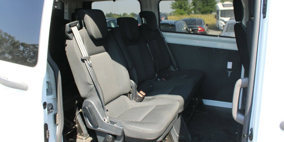 Ford Tourneo Custom 320 L1H1 VA - 8-Sitzer - 224.945 km 9.980 &euro; Euskirchen 53881