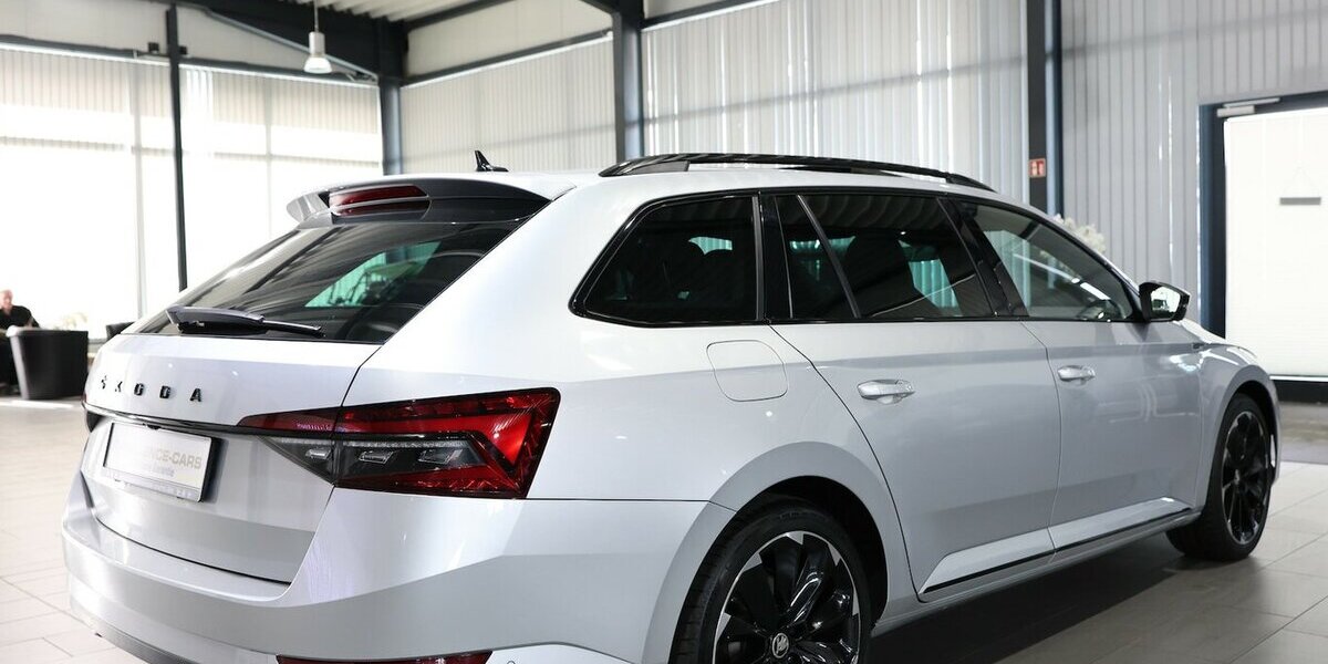 Skoda Superb Combi 2.0 TDI DSG 4x4 SPORTLINE BLACK 110.000 km 26.777 &euro; Hamm 59077