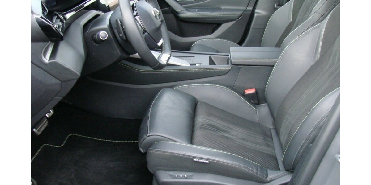 Peugeot 308 1.5 BlueHDi GT Premium ACC LED AHK Pano Focal 14.551 km 26.980 &euro; Falkensee 14612