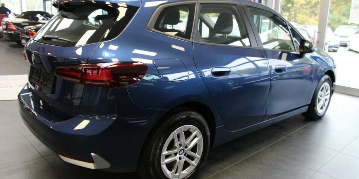 BMW 218 218d Active Tourer Aut. 89.998 km 21.980 &euro; Euskirchen 53881