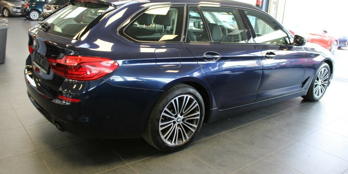 BMW 530 530D xDrive Touring Aut. Sport Line 129.563 km 25.980 &euro; Euskirchen 53881