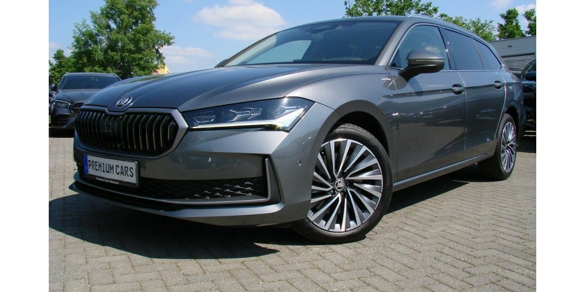 Skoda Superb 2.0TDi L&K 4x4 ACC LED AHK H&K 360º 41.532 km 38.880 &euro; Falkensee 14612