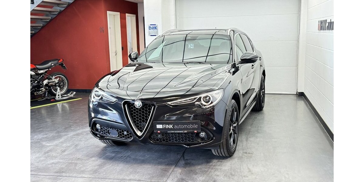 Alfa Romeo Stelvio 2.2 D Super Q4 LEDER AHK Pano LED 14.780 km 29.220 &euro; Lich 35423