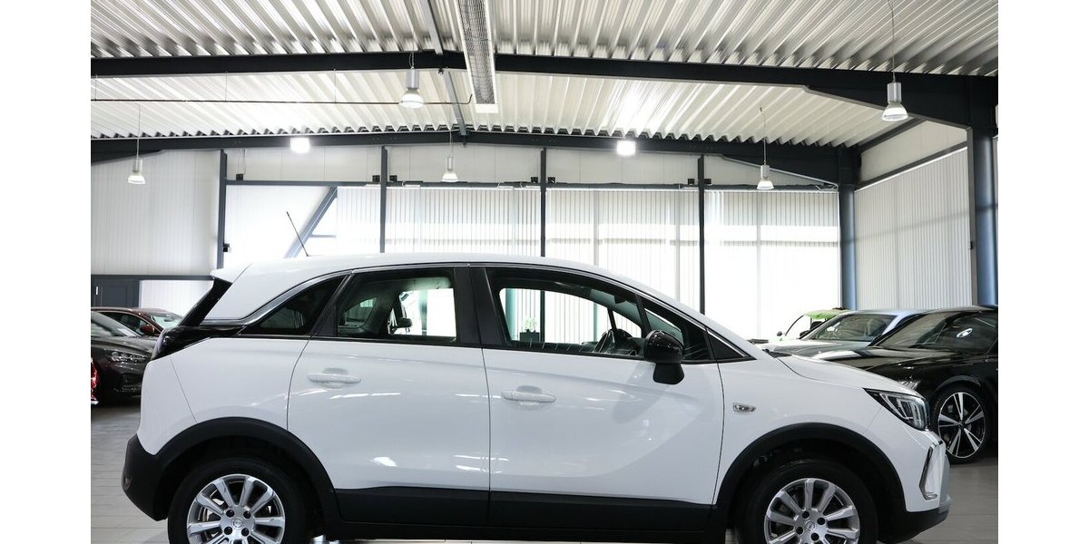 Opel Crossland 1.5 D BUSINESS ELEGANCE / LED / LEDER 127.000 km 12.221 &euro; Hamm 59077