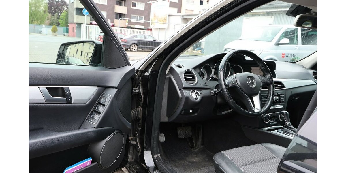 Mercedes-Benz C 200 T CDI BE AVANTGARDE / LEDER, NAVI+ 250.000 km 4.702 &euro; Hamm 59077