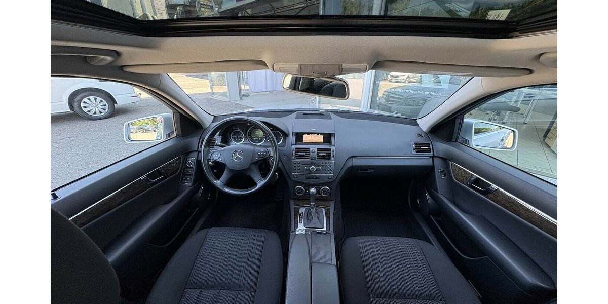Mercedes-Benz C 220 CDI BlueEfficiency SCHIEBEDACH/NAVI/SHZ 132.163 km 12.900 &euro; Villingen-Schwenningen 78054