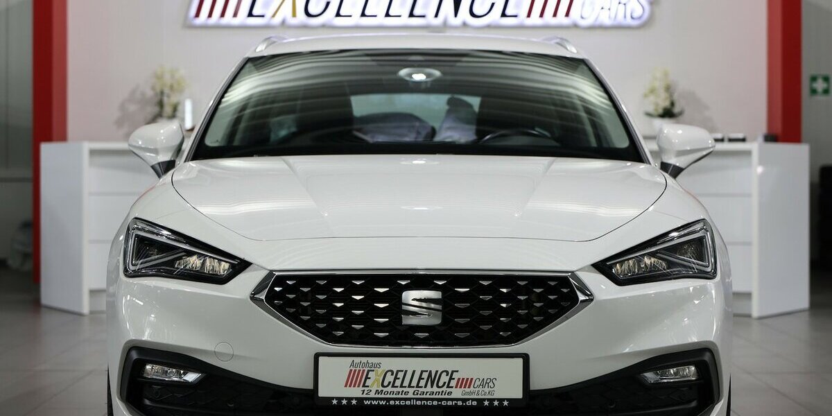 Seat Leon ST 2.0 TDI DSG XCELLENCE / LEDER / ACC+LANE 75.000 km 18.221 &euro; Hamm 59077