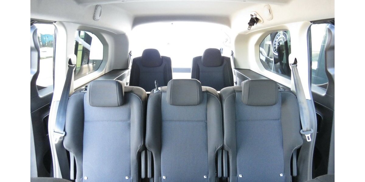 Fiat Doblo Maxi Kombi 130 / 7-Sitze + Vollausstattung 10.280 km 24.990 &euro; Münchenbernsdorf 07589