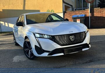 Peugeot 308 Allure EAT8*NAV*Carplay*LED*360°*Cockpit 150.000 km 14.990 &euro; Berlin 13187