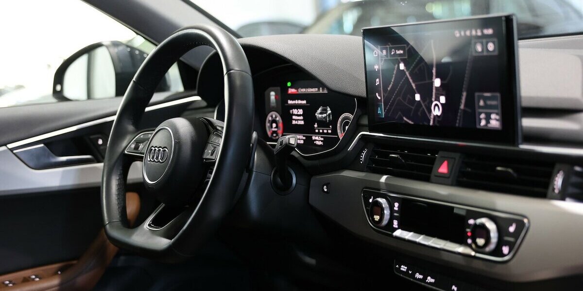 Audi A4 Allroad 40 TDI Q BUSINESS GREY & BROWN / LED 199.000 km 18.994 &euro; Hamm 59077