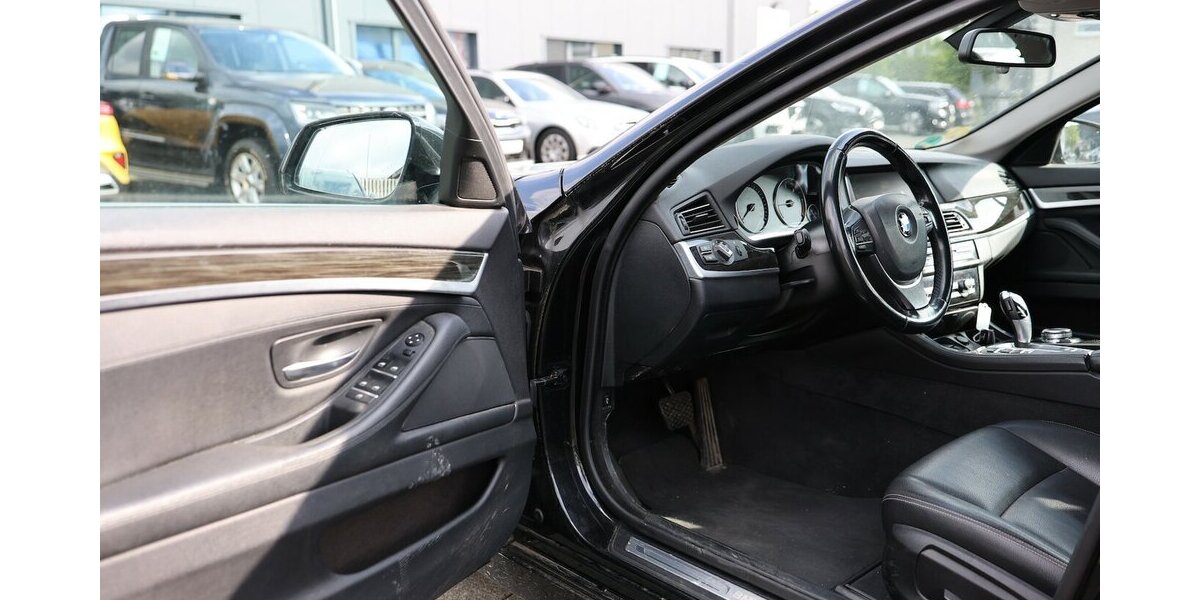 BMW 520d Touring BUSINESS LUXURY / LEDER, XENON 230.000 km 9.102 &euro; Hamm 59077