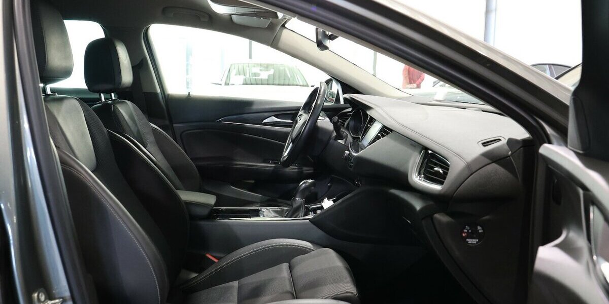 Opel Insignia ST 1.6 D BUSINESS INNOVATION / LED / 79.000 km 13.881 &euro; Hamm 59077