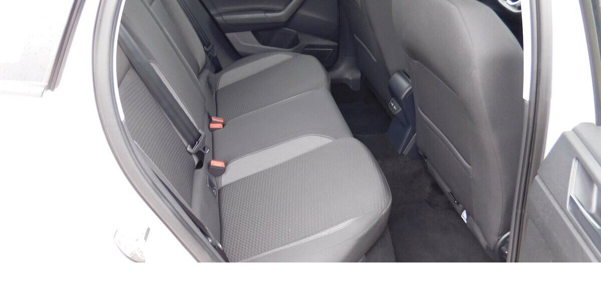 VW Taigo 1.0 TSI BMT Klima Radio Navi Klima 21.300 km 17.390 &euro; Vordorf 38533