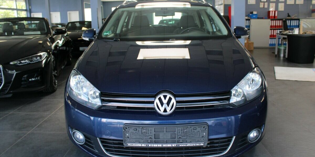 VW Golf Variant Golf 2.0 TDI DPF DSG Highline 103.458 km 9.980 &euro; Euskirchen 53881