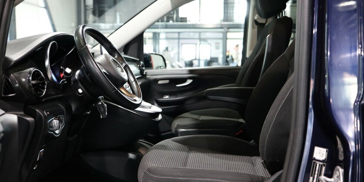 Mercedes-Benz V 250 d EDITION LANG SPORT 8-SITZER,NAVI+KAMERA 97.000 km 39.991 &euro; Hamm 59077