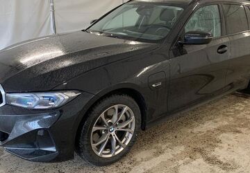 BMW 330 111.801 km 23.950 &euro; Steinbach-Hallenberg OT Herges-Hallenberg 98587