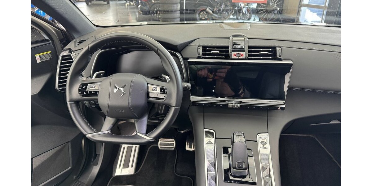 DS Automobiles DS7 Blue HDI 130 Étoile LED Nachtsicht Pano 44.900 km 28.100 &euro; Lich 35423
