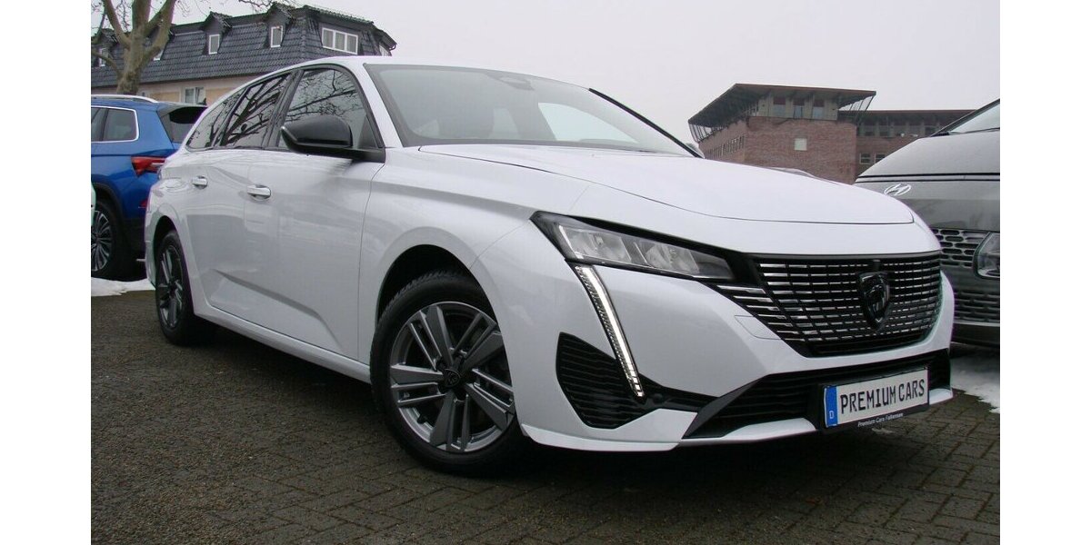 Peugeot 308 1.5L Allure ACC AHK LED Navi Kamera 34.524 km 22.980 &euro; Falkensee 14612