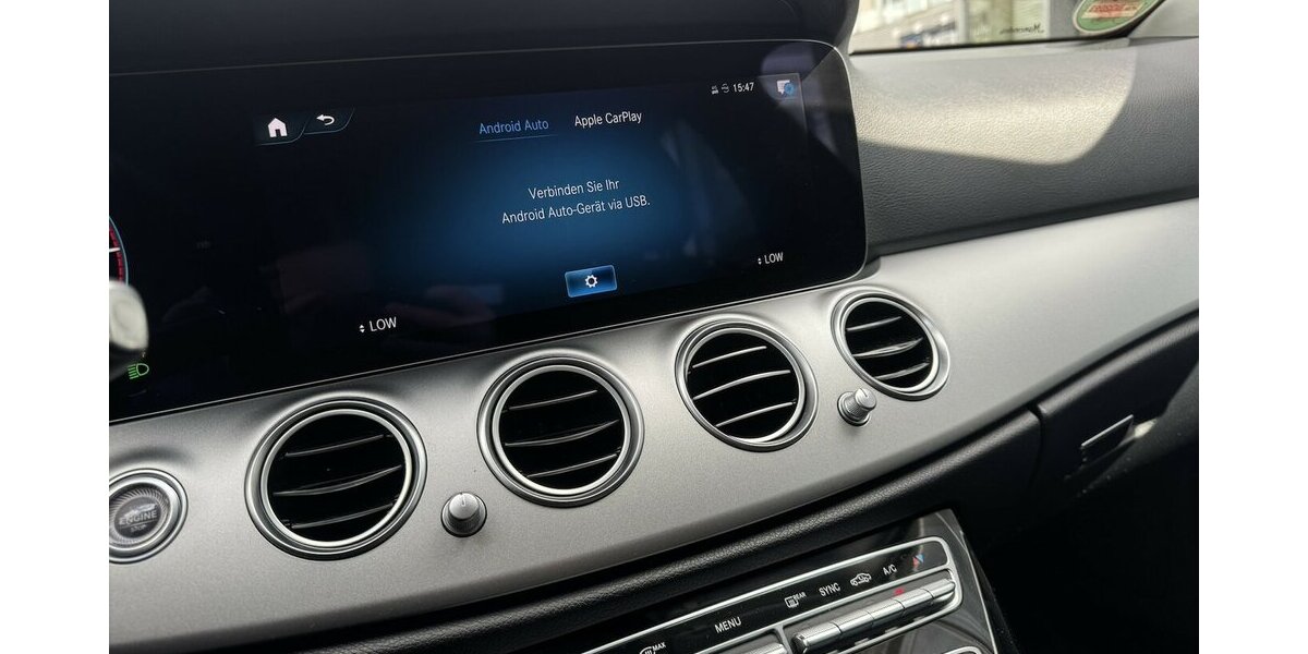 Mercedes-Benz E 400 d 4 MATIC/LED/KAMERA/KLIMA/DAB/APP-CONNECT 59.719 km 39.900 &euro; Villingen-Schwenningen 78054
