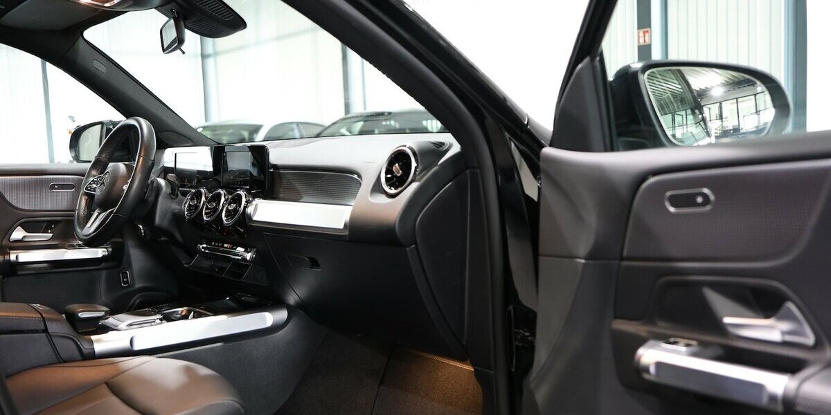 Mercedes-Benz GLB 200 d PROGRESSIVE SPORT / PANORAMA, MATRIX 144.000 km 27.991 &euro; Hamm 59077