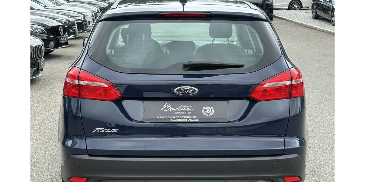 Ford Focus Turnier Titanium CARPLAY/KEYLESS/NAVI/PDC 187.775 km 6.800 &euro; Villingen-Schwenningen 78054
