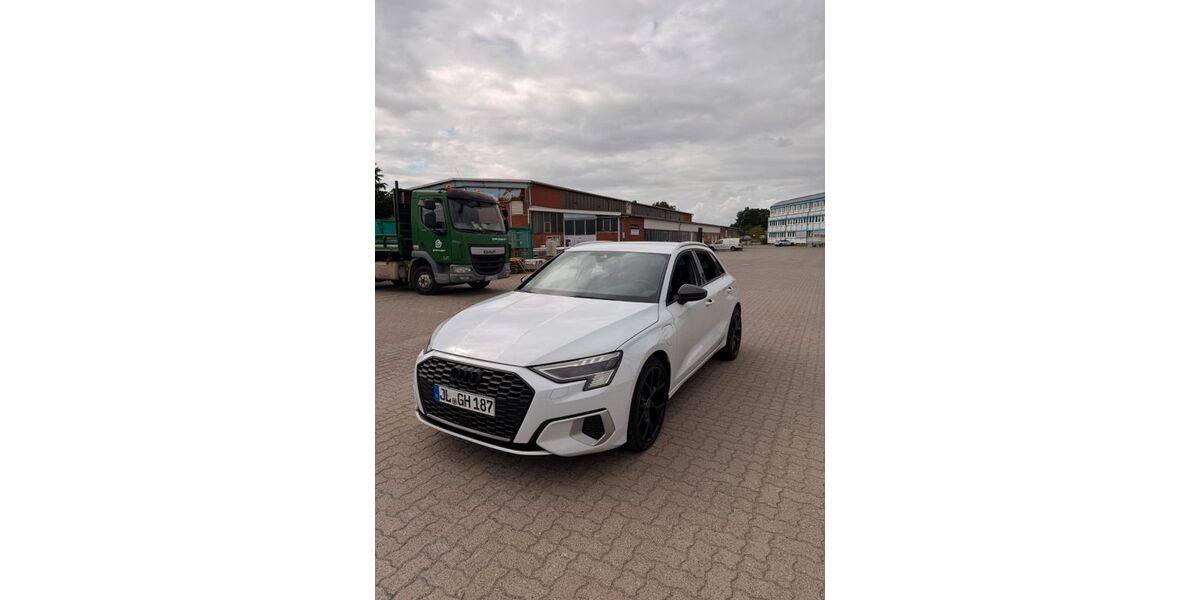 Audi A3 159.000 km 17.000 &euro; Braunschweig 38112