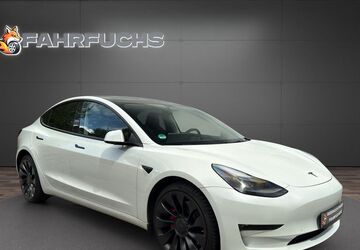 Tesla Model 3 33.000 km 35.400 &euro; Leipzig 04288