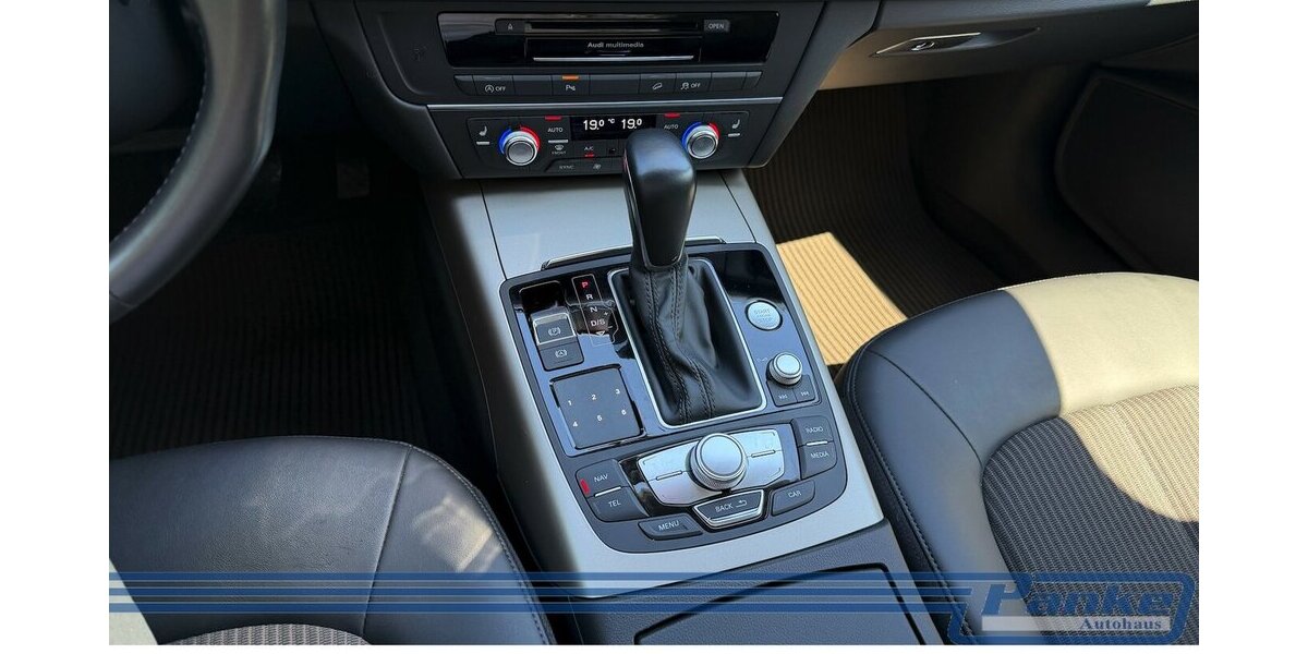 Audi A6 Allroad 3.0 TDI V6*AHK*RFK*LuftF*Keyless*BT* 61.141 km 25.990 &euro; Berlin 13187
