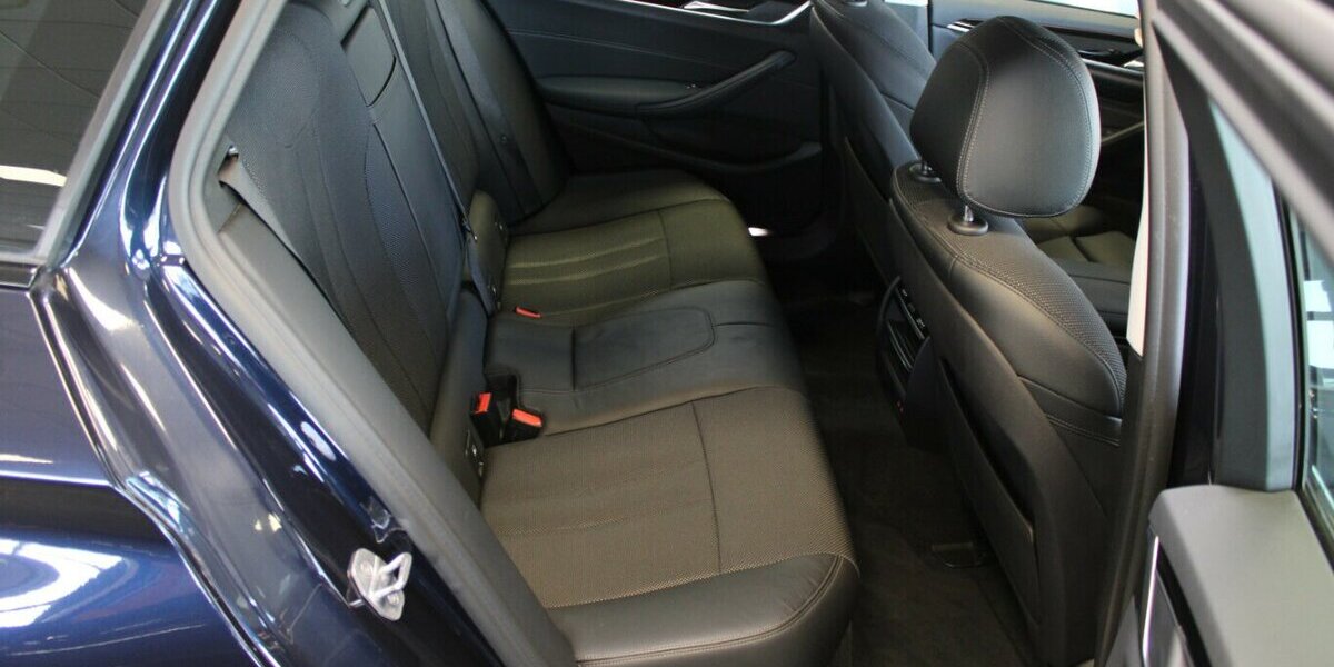 BMW 530 530D xDrive Touring Aut. Sport Line 129.563 km 25.980 &euro; Euskirchen 53881
