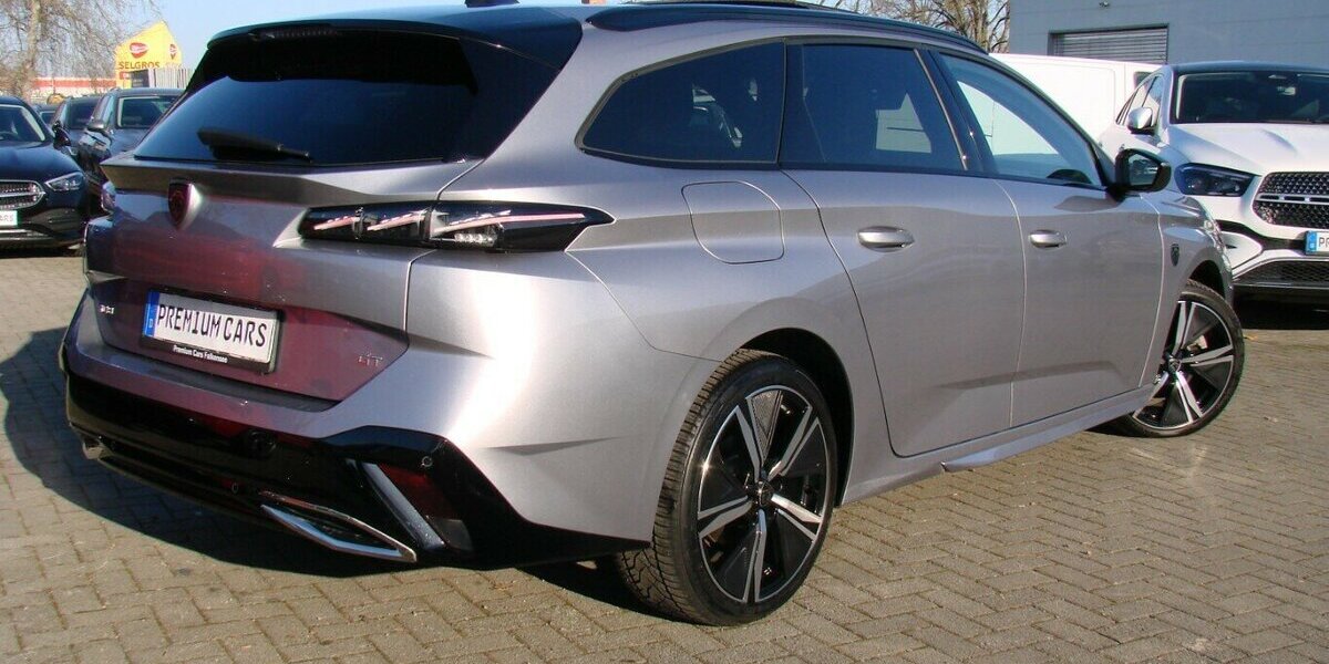 Peugeot 308 SW 1.5 GT ACC Panorama LED SCR 31.506 km 21.980 &euro; Falkensee 14612