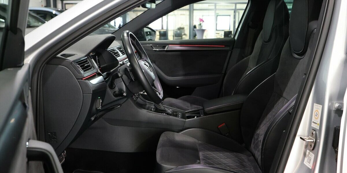 Skoda Superb Combi 2.0 TDI DSG 4x4 SPORTLINE BLACK 110.000 km 26.777 &euro; Hamm 59077