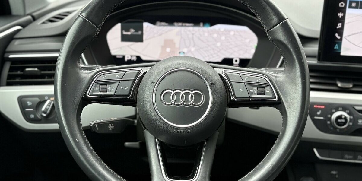 Audi A4 35 TDI S-Line CARPLAY/NAVI/V+C/DAB/SHZ/LED 179.447 km 17.900 &euro; Villingen-Schwenningen 78054