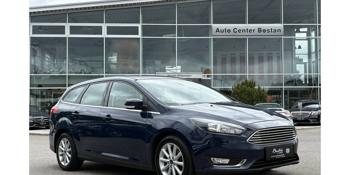 Ford Focus Turnier Titanium CARPLAY/KEYLESS/NAVI/PDC 187.775 km 6.800 &euro; Villingen-Schwenningen 78054