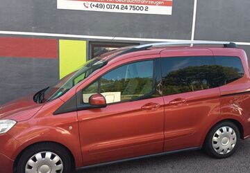 Ford Tourneo Courier 147.000 km 3.790 &euro; Villingen-Schwenningen 78054