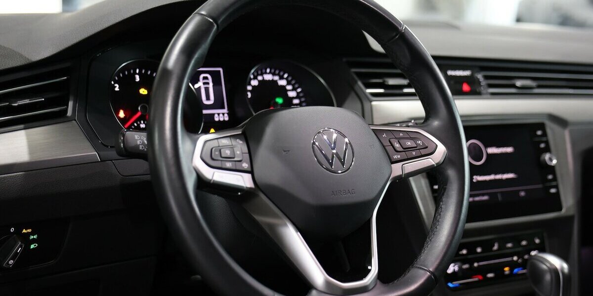 VW Passat Variant 2.0 TDI DSG BUSINESS LED,ACC+LANE 56.000 km 23.555 &euro; Hamm 59077