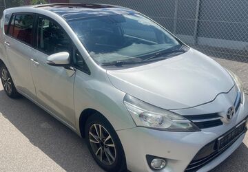 Toyota Verso 338.000 km 3.190 &euro; Offingen 89362