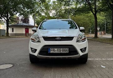 Ford Kuga 203.500 km 6.200 &euro; Freiburg 79110