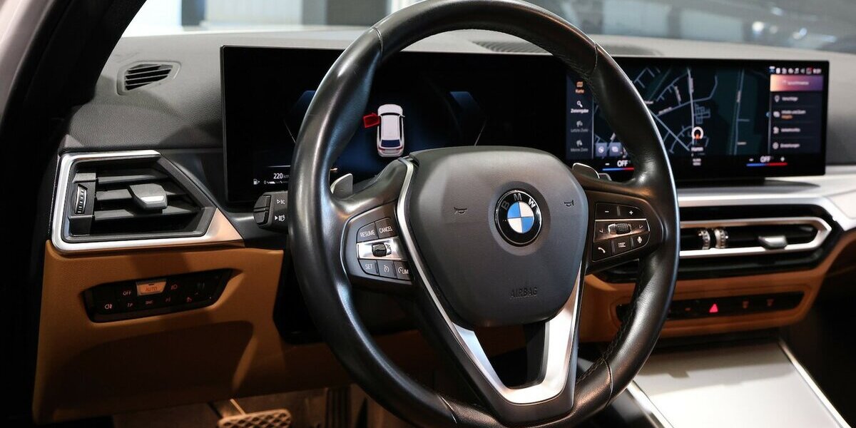 BMW 318d Touring SPORT WHITE & BROWN / CURVED+HUD 114.000 km 25.993 &euro; Hamm 59077